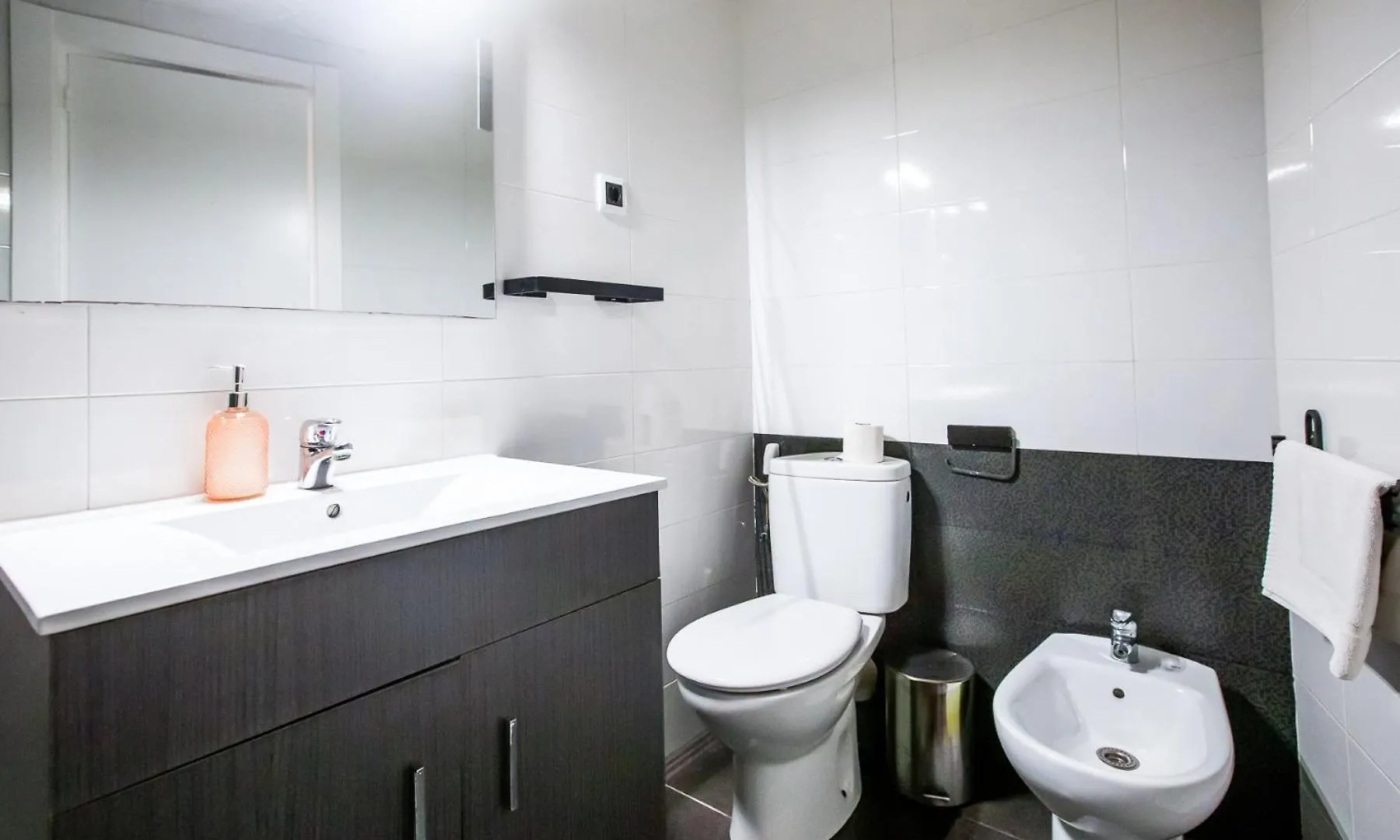 11Foh1095 - Cosy Apartment Near Plaza Espana Barcellona